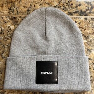 REPLAY Gray Grey Logo Patch Knit Beanie Hat Outerwear Unisex Accessory